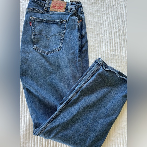 Levi's Other - Levi’s Men’s 505 Regular Fit Straight Leg Blue Jeans 42x32